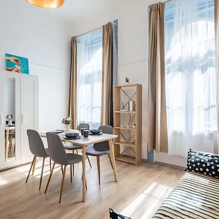 דירה Cityscape Budget Harsfa Hideaway בודפשט